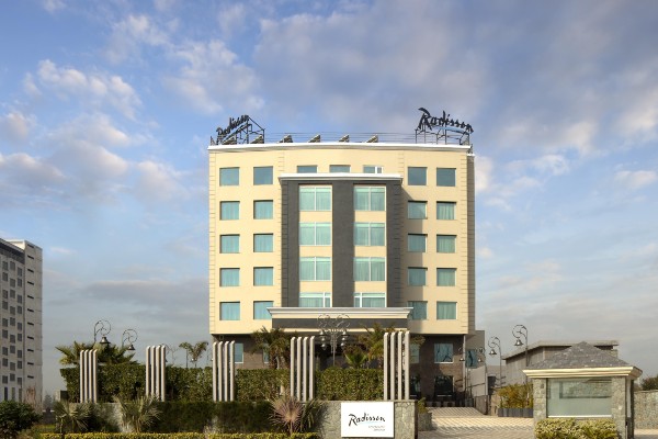 Radisson Hotel Green Enclave Road Zirakpur Escorts Service